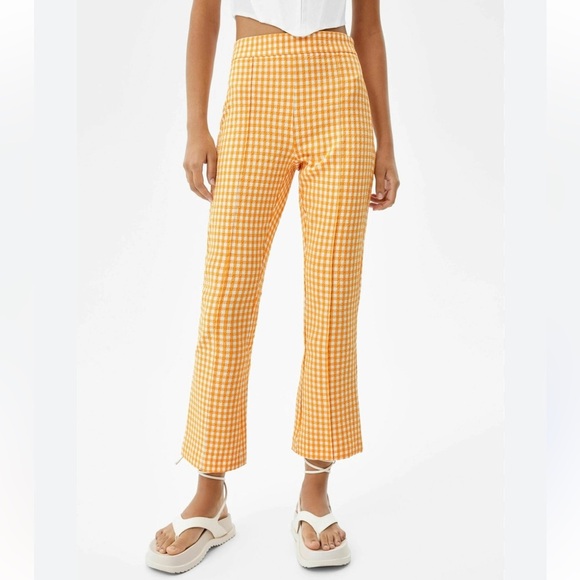 Bershka Women's Yellow Checkered Cropped Kick Flare Pants size 8 - Picture 1 of 8